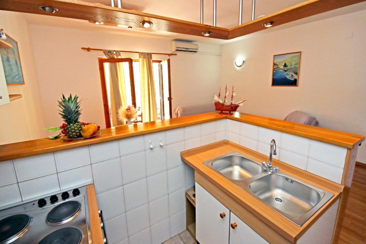 Apartments By The Sea Zaboric, Sibenik - 468 Ngoại thất bức ảnh