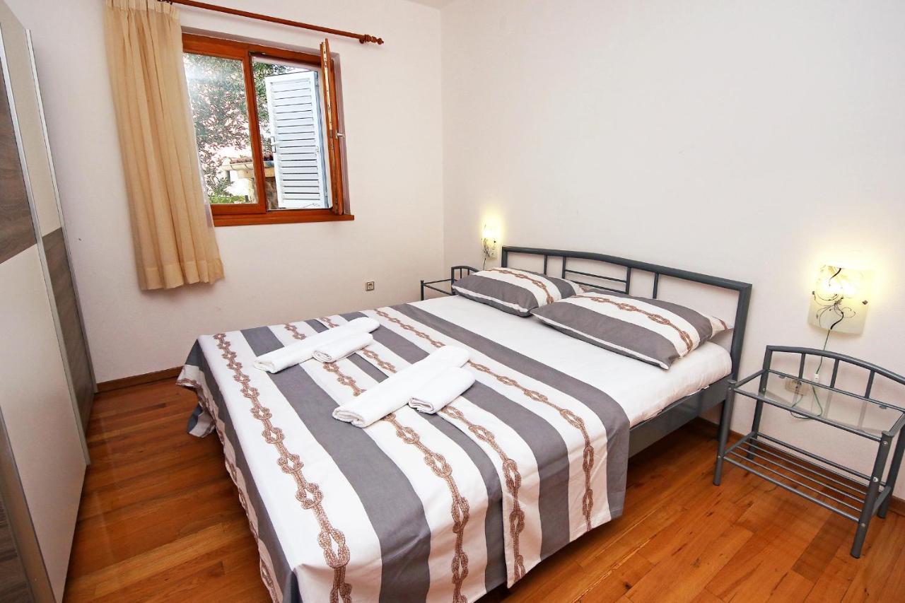 Apartments By The Sea Zaboric, Sibenik - 468 Ngoại thất bức ảnh
