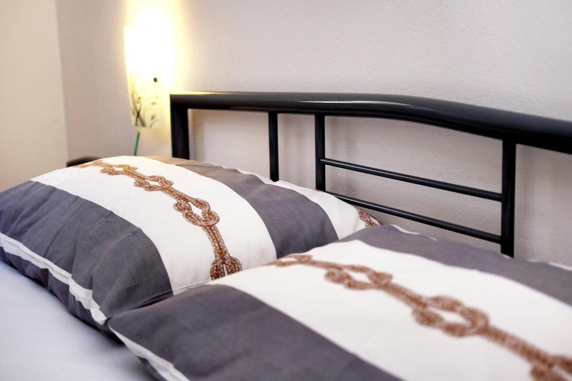 Apartments By The Sea Zaboric, Sibenik - 468 Phòng bức ảnh