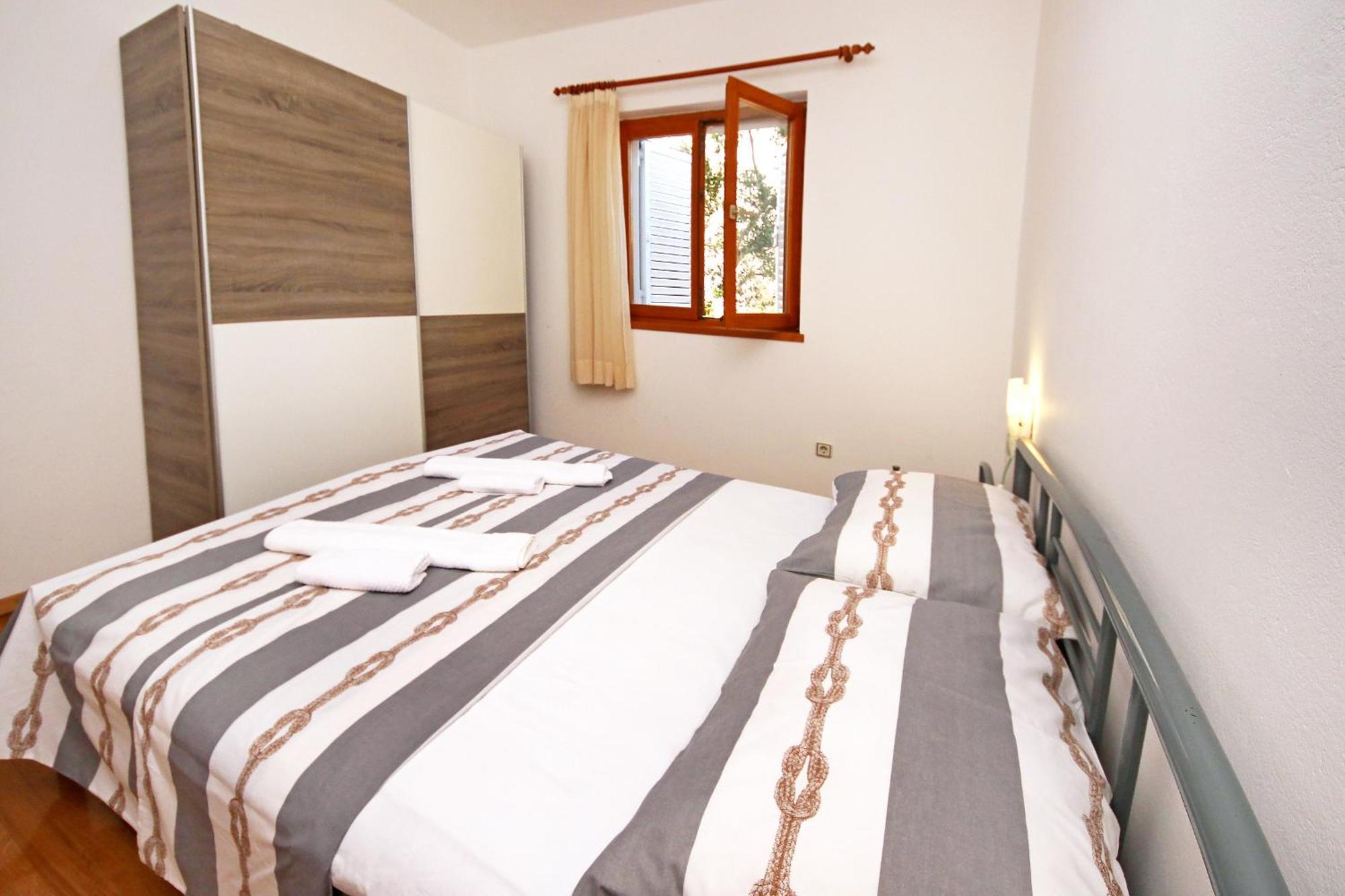 Apartments By The Sea Zaboric, Sibenik - 468 Phòng bức ảnh